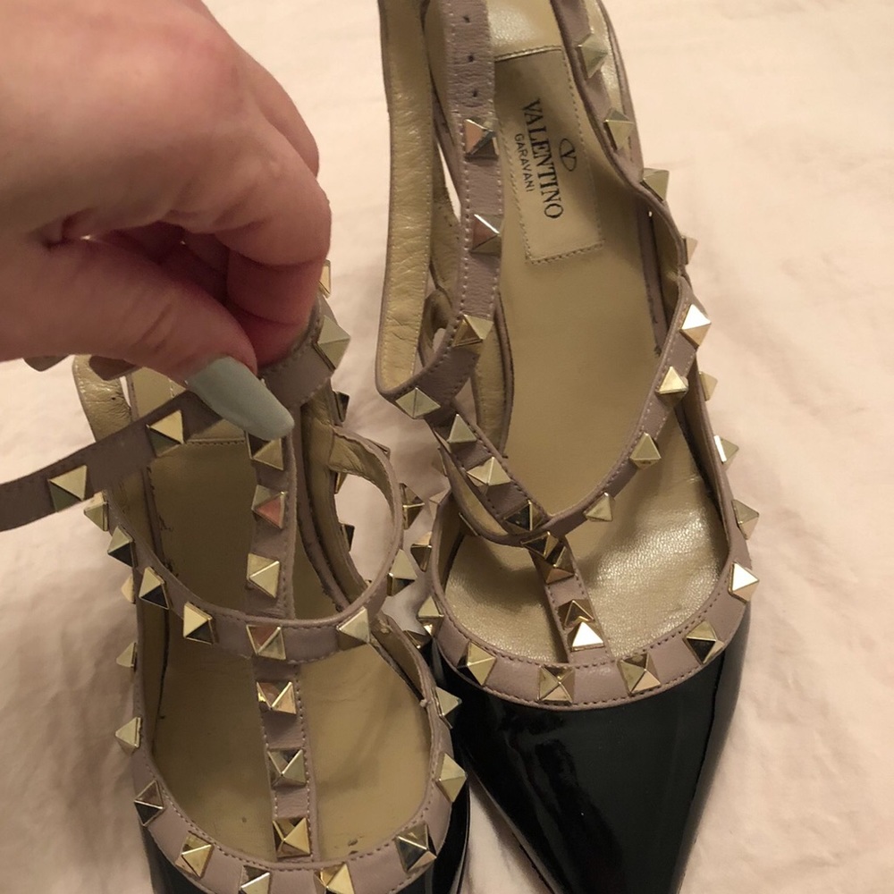 Valentino rockstuds